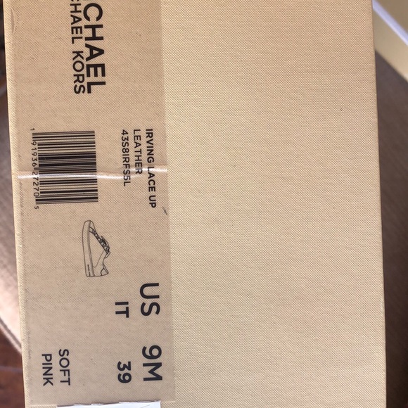 Soft pink Michael Kors sneakers! - Picture 4 of 4